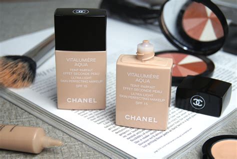 chanel vitalumiere aqua review.